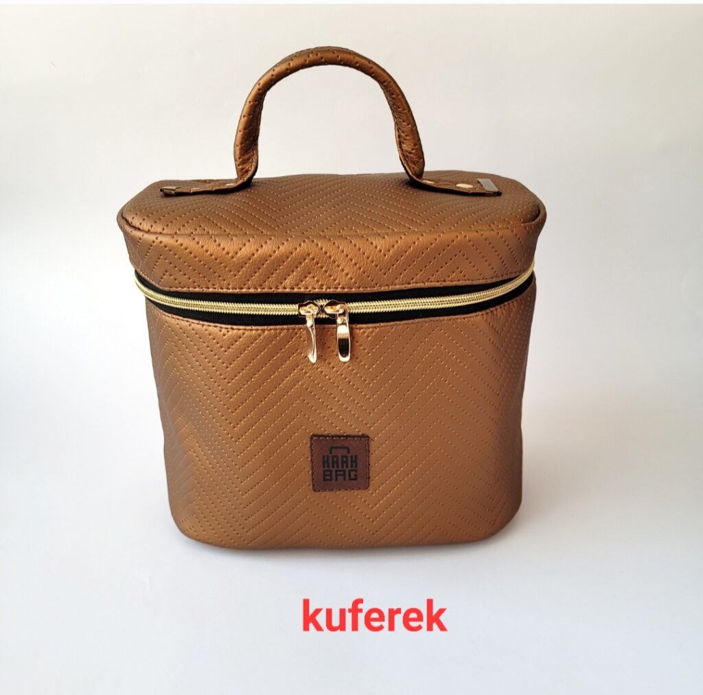 kosmetyczka brązowa